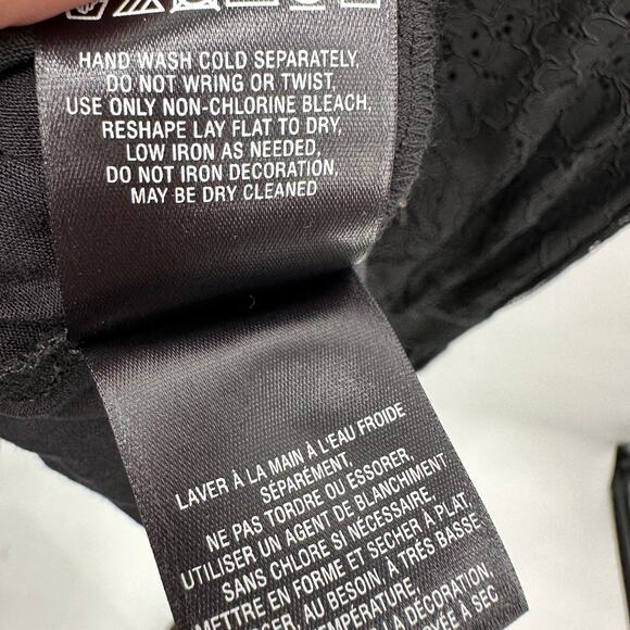 ANTHROPOLOGIE Meadow Rue Black Sleeveless Blouse // S - Picture 11 of 12